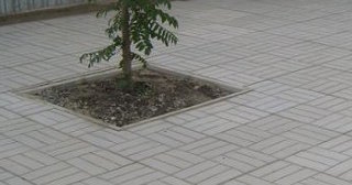 Качественная тротуарная плитка серого цвета в Клинцах в октябре