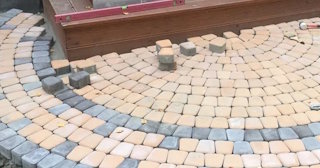 Укладка плитки на крыльцо в Клинцах по цене от 832 руб. за м² | ТротуарнаяПлитка