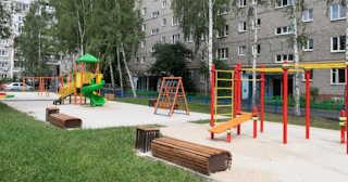 Благоустройство детской площадки во дворе от 1975 руб. в Клинцах
